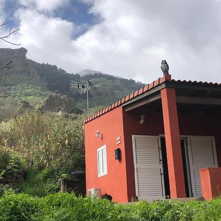 Villa Rafael Vega de San Mateo Exterior photo